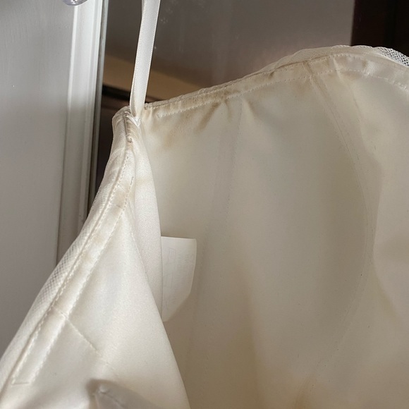 Mori Lee Tulle strapless wedding gown - Picture 8 of 11